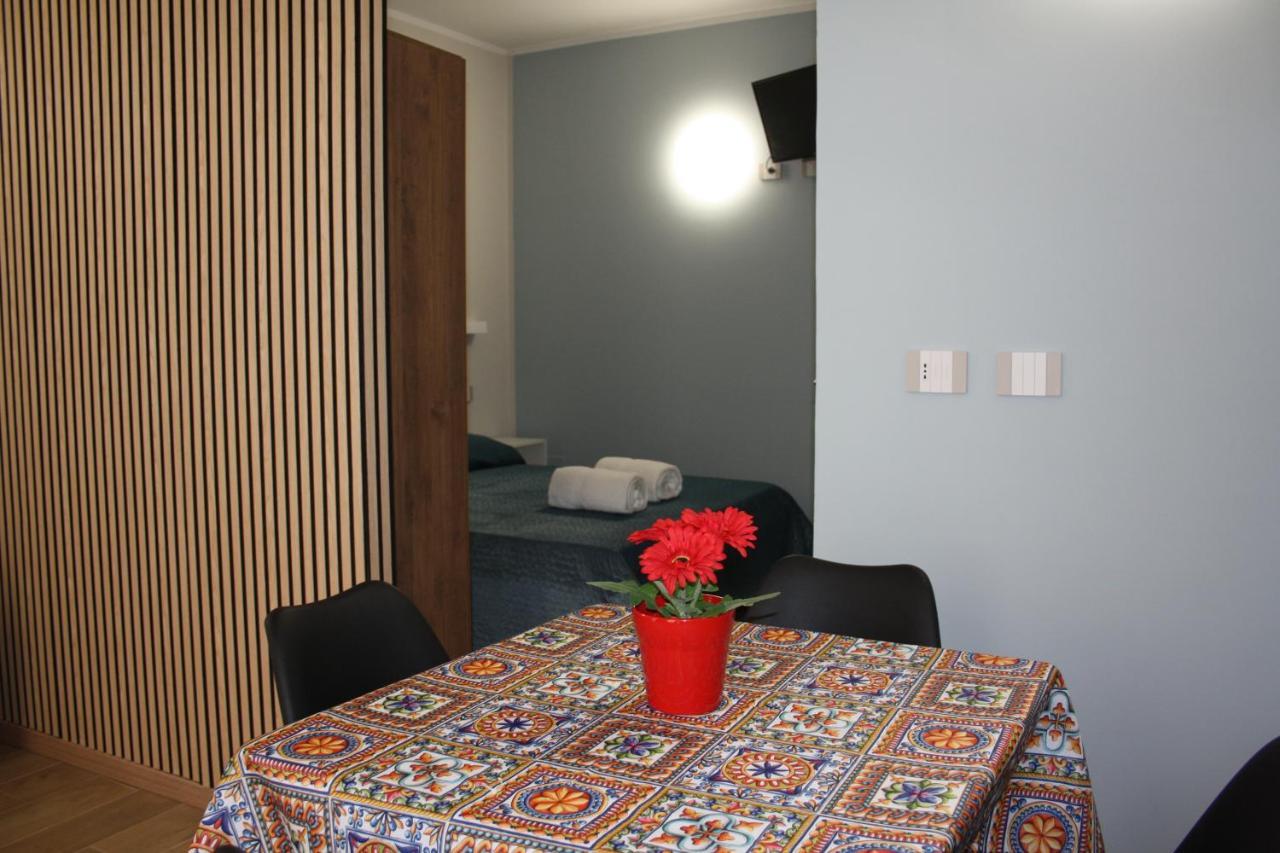 Due Cappuccini Apartment ปาแลร์โม ภายนอก รูปภาพ