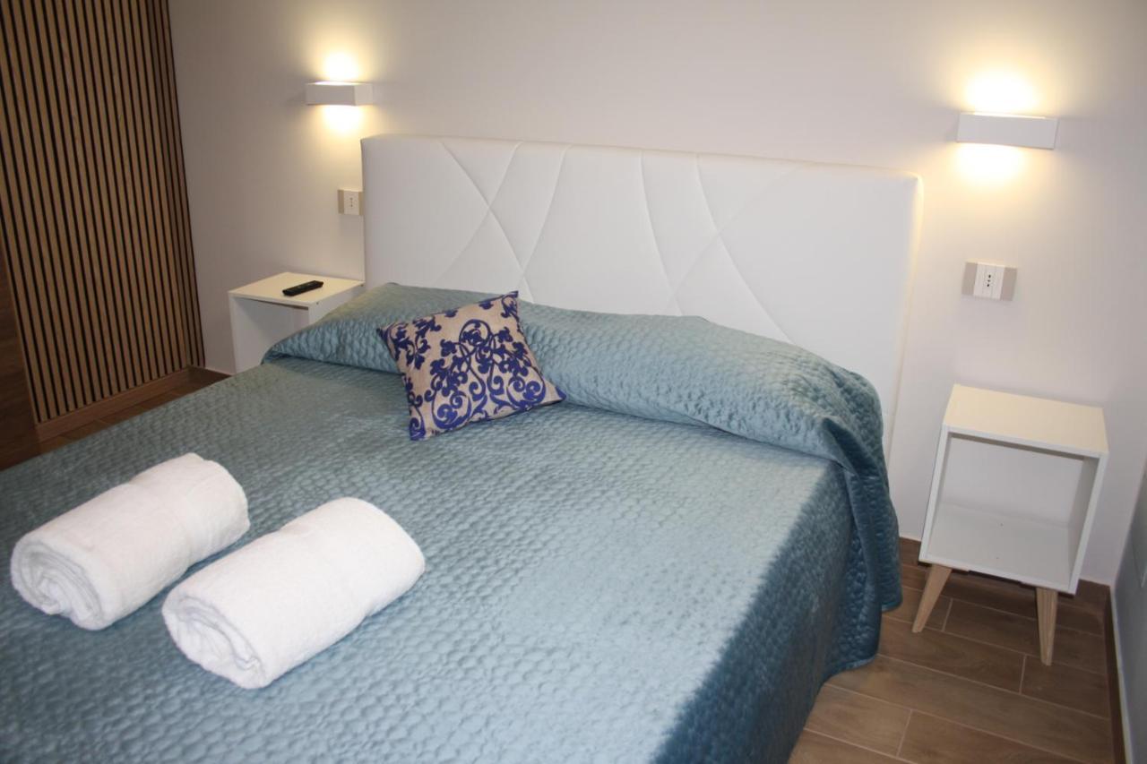 Due Cappuccini Apartment ปาแลร์โม ภายนอก รูปภาพ